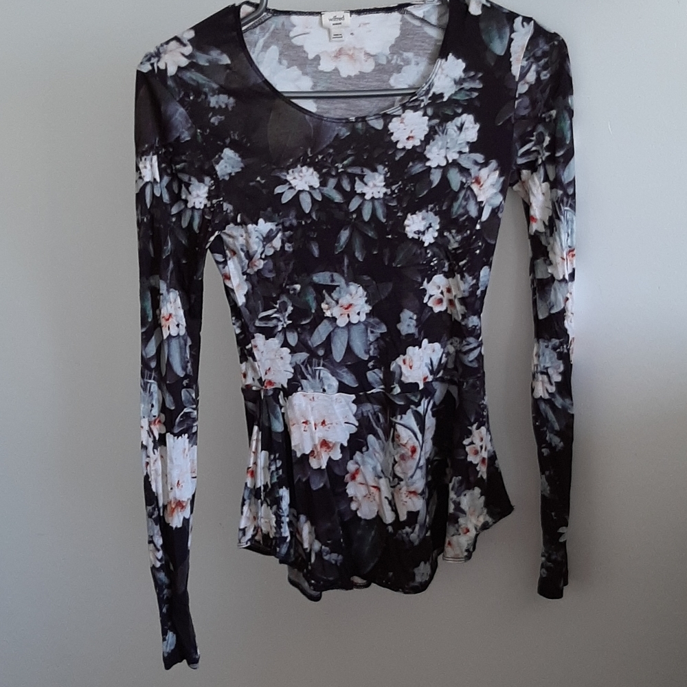 Wilfred Peplum Top size XS